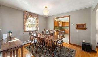 16 Charles St, North Kingstown, RI 02852