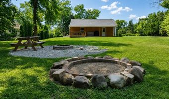 42981 N LAKE Ave, Antioch, IL 60002