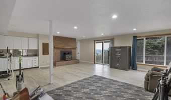 33844 Sunnyview Dr NE, Albany, OR 97322