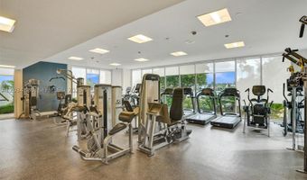 20281 E Country Club Dr 615, Aventura, FL 33180