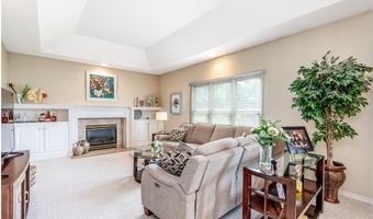 175 Crown Royal Dr, Amherst, NY 14221