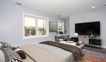 46 Phelps Ave, Bergenfield, NJ 07621