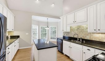 4814 Galloways Farm Ct, Acworth, GA 30101