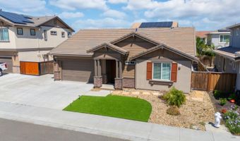 761 Razorbill St, Vacaville, CA 95688