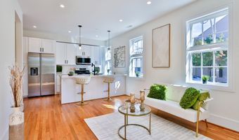 221 S ALFRED St 3A, Alexandria, VA 22314