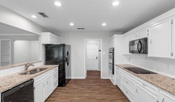 4409 Parkridge Dr, Benton, LA 71006