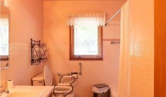 1510 Plainview Ln, Albert Lea, MN 56007
