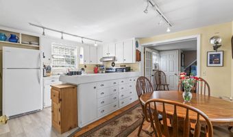 81 Richardson St, Bath, ME 04530