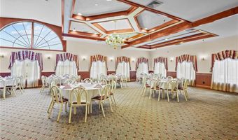 383 Metacom Ave, Bristol, RI 02809