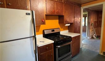 6450 Lake Rd W, Ashtabula, OH 44004