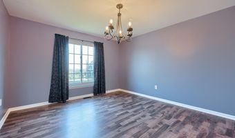 504 LONGVIEW Dr, Reading, PA 19608