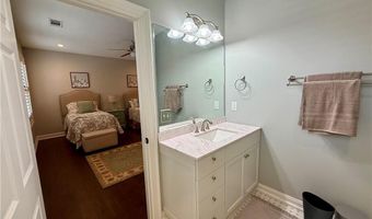 712 4TH Ave, West Point, GA 31833