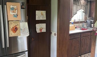 220 27th Ave, Altoona, PA 16601