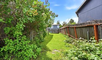 8361 Ragged Top Cir, Anchorage, AK 99504
