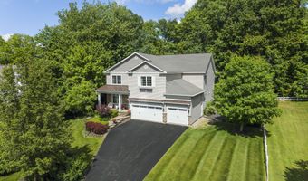 15 Wildwood Dr, Albany, NY 12211