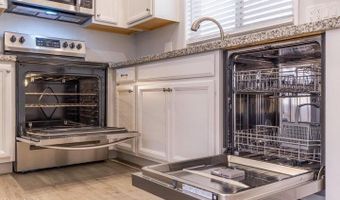 1864 E AUGUSTA Ave, Chandler, AZ 85249
