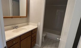 3 Admiralty Dr 10-4, Middletown, RI 02842