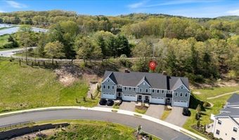21 Bailey Pond Ln 21, Amesbury, MA 01913