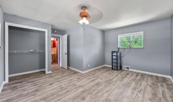 10463 Hueseman Rd, Aurora, IN 47001