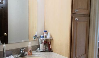 40 Lindahl Rd, Bedford, NH 03110