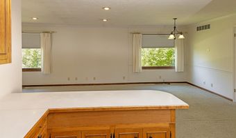 305 E 21st St, Atlantic, IA 50022