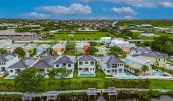 6528 SIMONE SHORES Cir, Apollo Beach, FL 33572