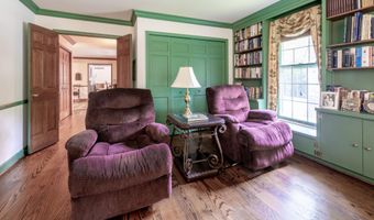 144 Barton North Dr, Ann Arbor, MI 48105