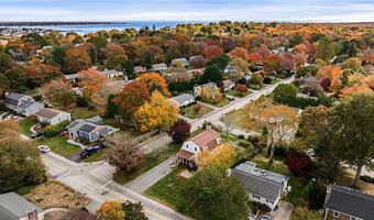 64 Juniper Trl, Narragansett, RI 02882