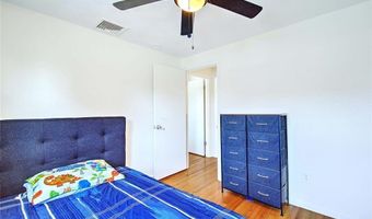 8 Ashby St, Johnston, RI 02919