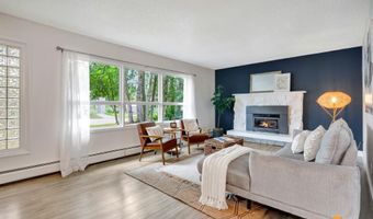3116 Briarcliff Dr, Anchorage, AK 99508