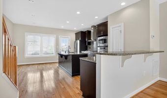 44692 COLLINGDALE Ter, Ashburn, VA 20147