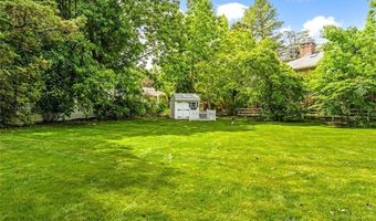133 Tupelo Hill Dr, Cranston, RI 02920