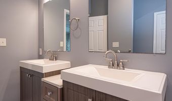 5 ENSIGN Dr, Berlin, MD 21811