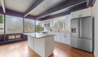 49 Gilbert Ave, Bloomfield, CT 06002