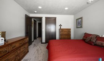1625 W River Bend St, Brandon, SD 57005