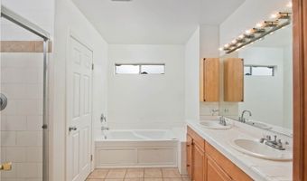 17420 Collins St, Encino, CA 91316