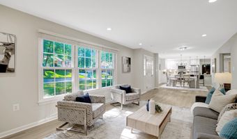 3820 WINTERSET Dr, Annandale, VA 22003