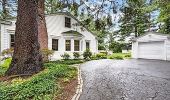 61 Upper Loudon Rd, Albany, NY 12211