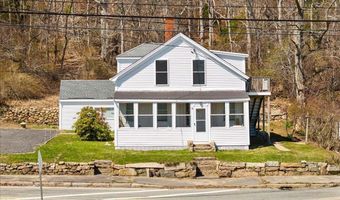 8 Herring Pond Rd, Bourne, MA 02532