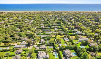 106 Meeting House Ln, Amagansett, NY 11930