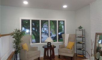 155 Lewiston St, Warwick, RI 02889