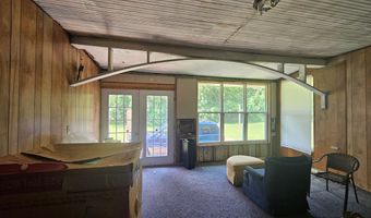 714 E Church St, Bishopville, SC 29010