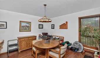 4612 Dover Dr, Ames, IA 50014