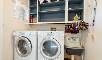 1307 Odlum Dr SE, Albuquerque, NM 87108