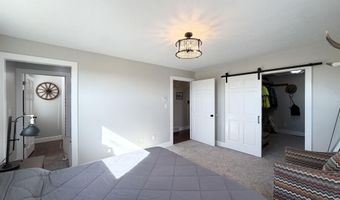 26855 SW 89 Rd, Beatrice, NE 68310