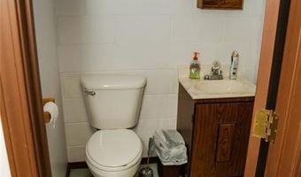 1000 4th St, Altamont, KS 67330