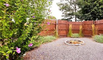 246 Vine St, Pawtucket, RI 02861