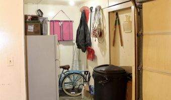 905 Pine St, Atlantic, IA 50022