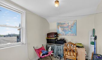 98 W 49TH St, Bayonne, NJ 07002