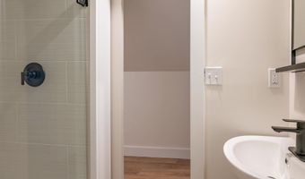 23 Depot St, Antrim, NH 03440